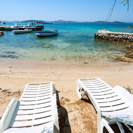Secluded Fisherman's Cove Zuborovica, Pasman - 322 *