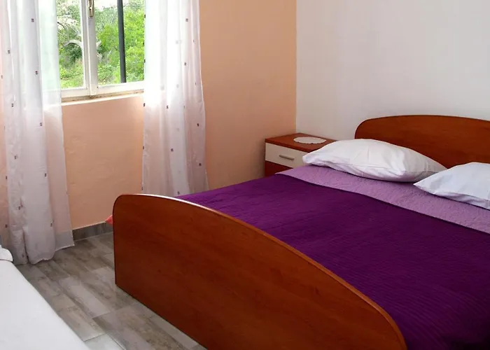 Secluded Fisherman's Cove Zuborovica, Pasman - 322 *